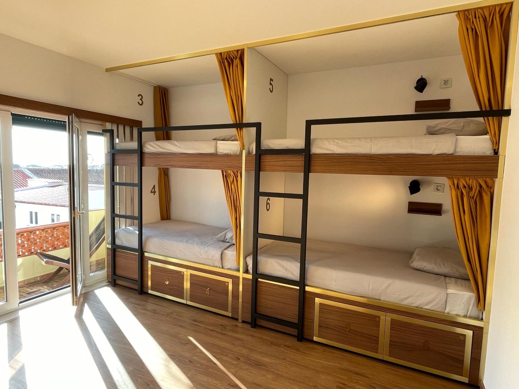 33 Hostel 巴勒尔 外观 照片