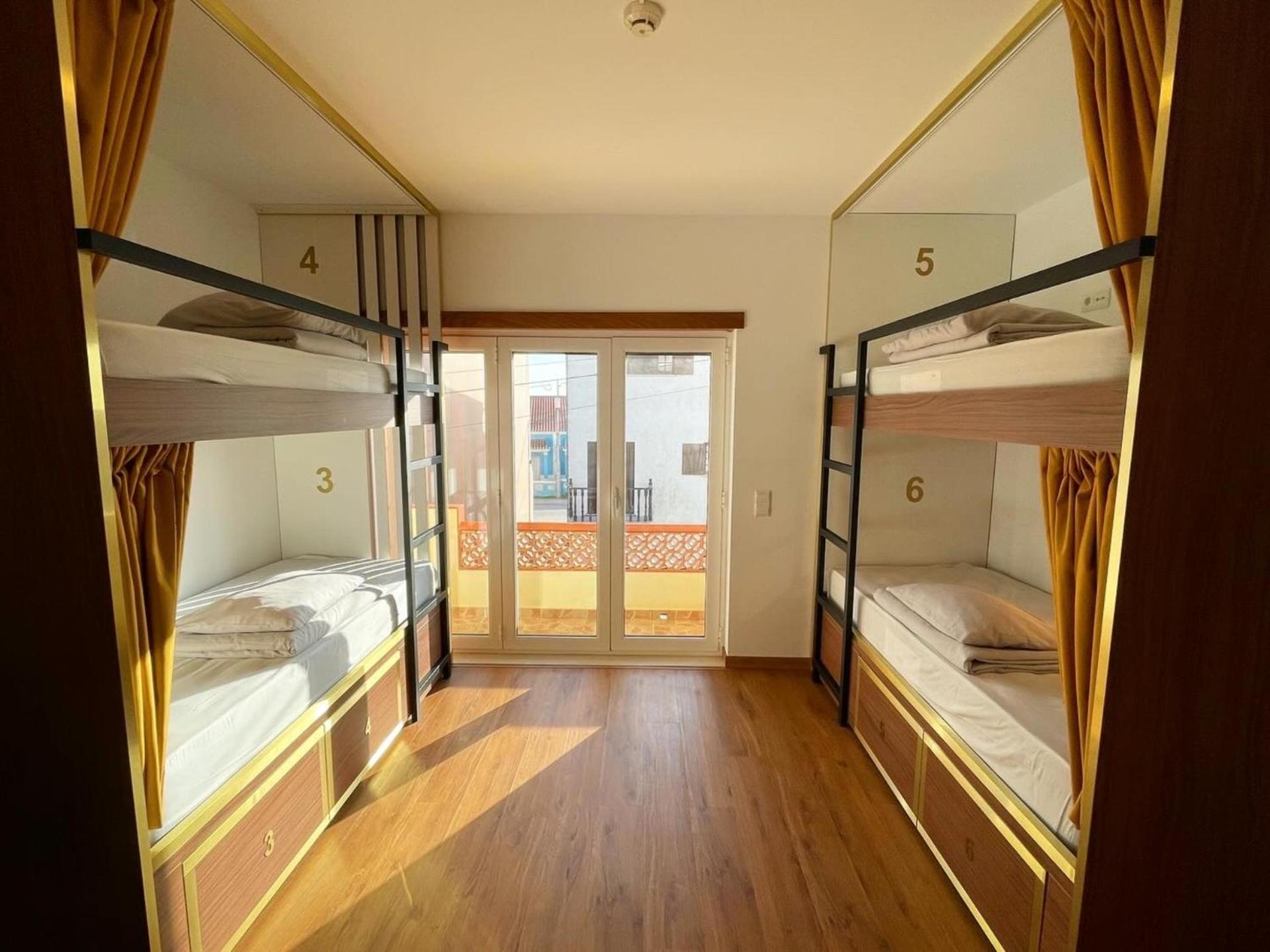 33 Hostel 巴勒尔 外观 照片