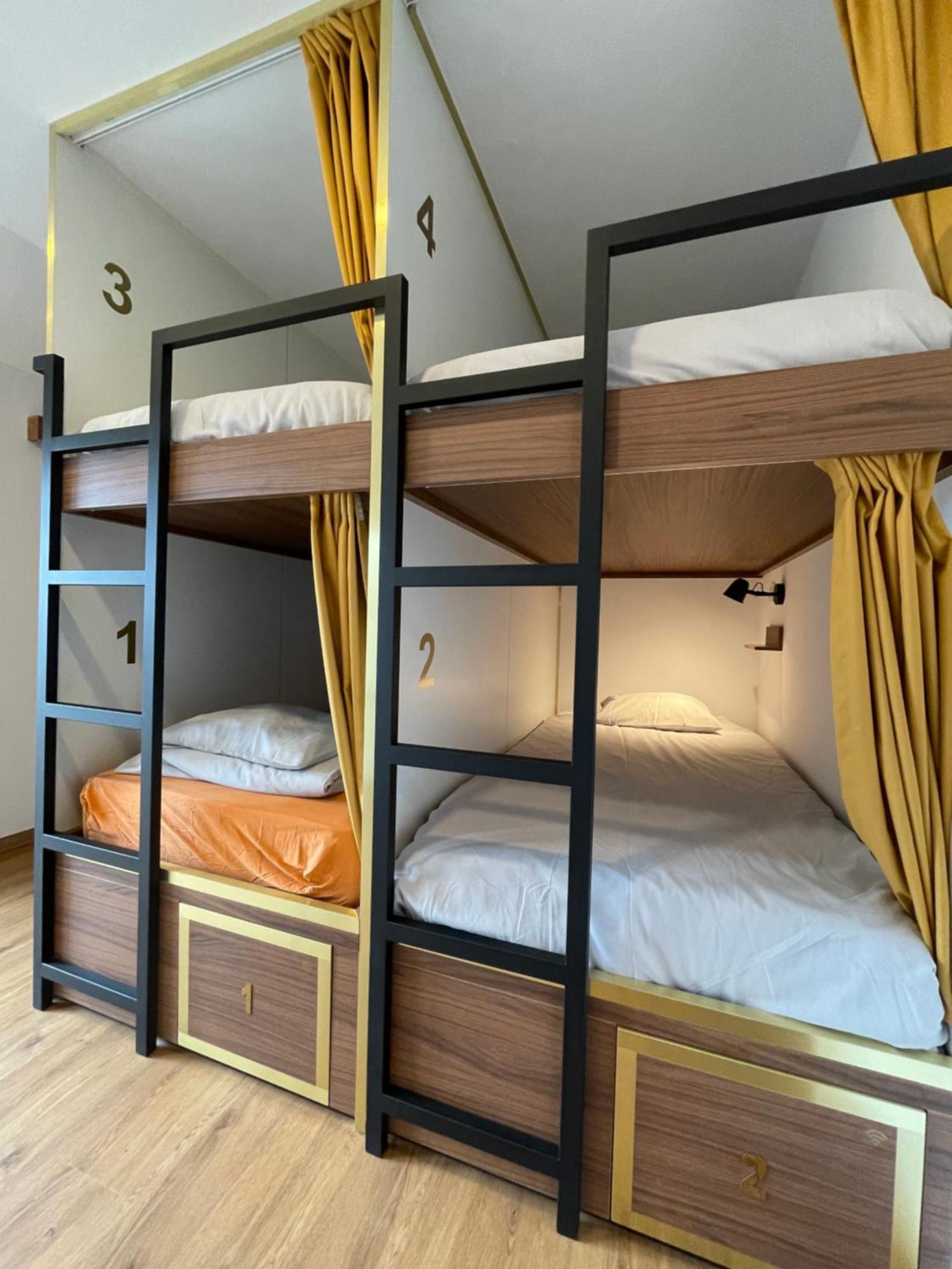 33 Hostel 巴勒尔 外观 照片