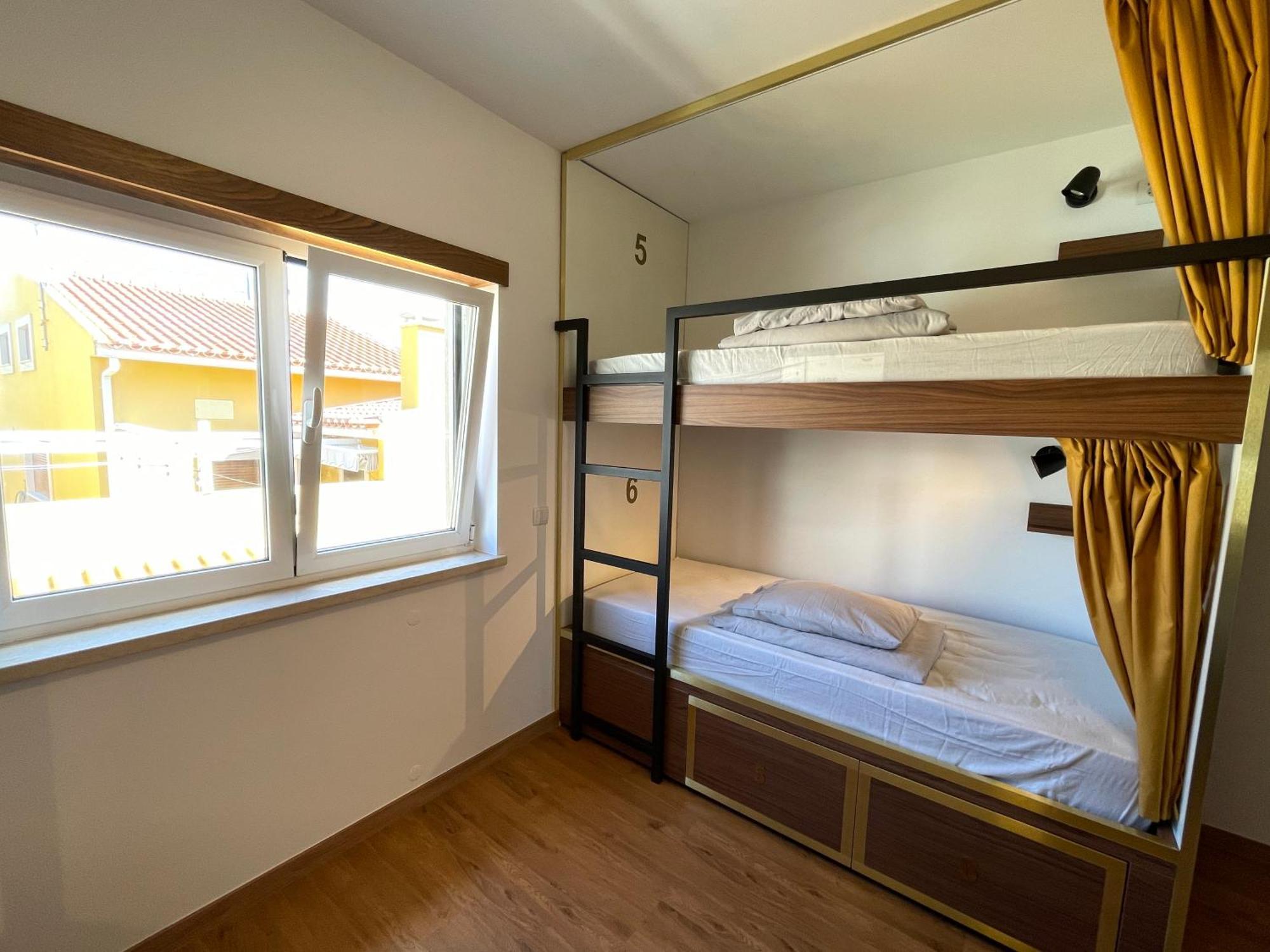 33 Hostel 巴勒尔 外观 照片